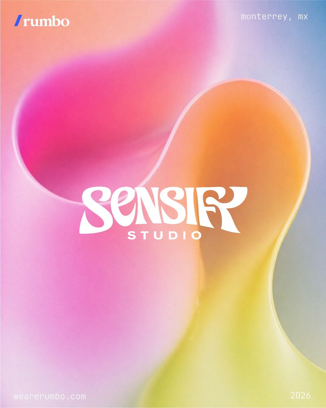 Poster de marca de Sensify Studio sobre fondo de gradiente líquido en rosa, naranja y amarillo